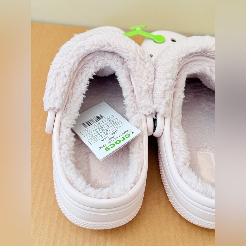 CROCS Baya Faux Fur Lined Clogs Women’s Size 9 | Men’s Size 7 | Barely Pink - Picture 7 of 10